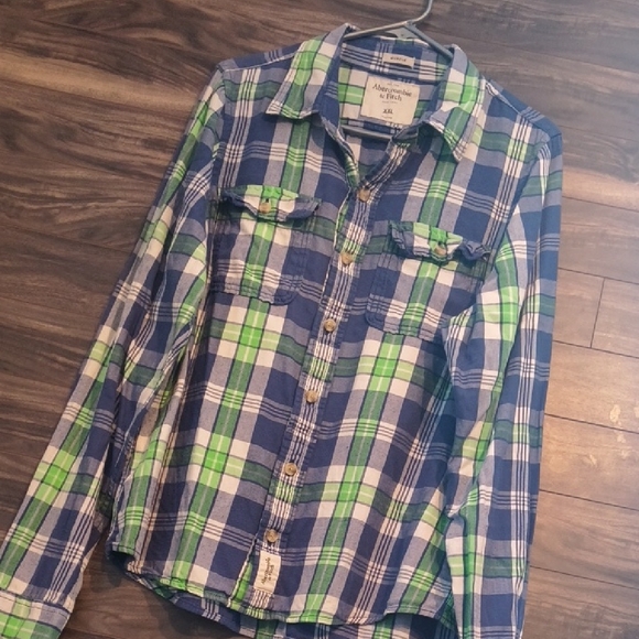 Abercrombie & Fitch Muscle Fit Plaid Flannel Button Down - XXL
Royal Blue Lime - Picture 3 of 8